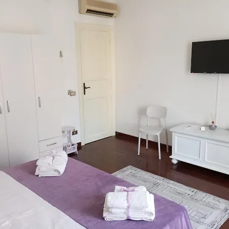 Fardella 75 Guest house *